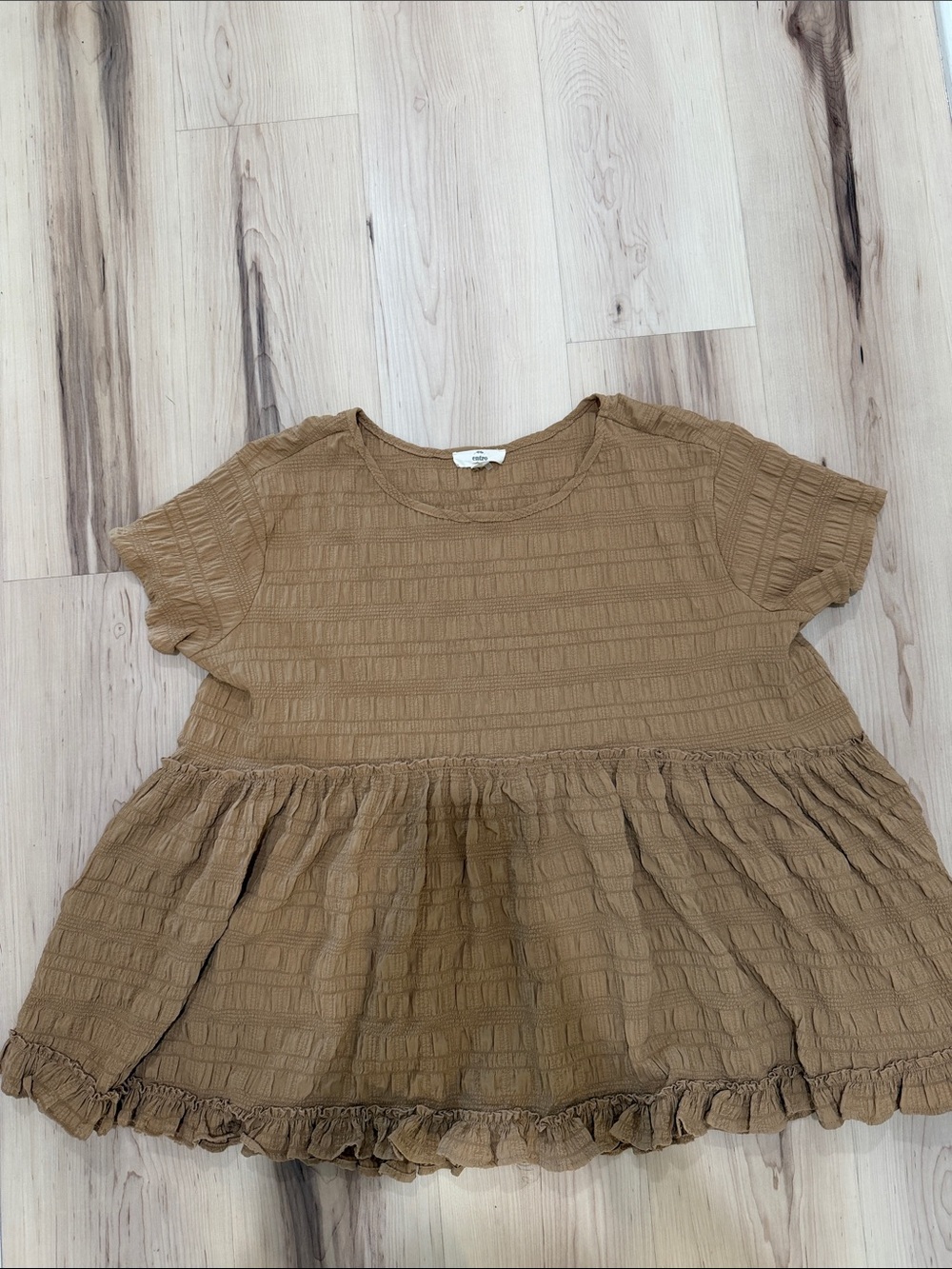Entro came textured crinkle baby doll ruffle hem blouse